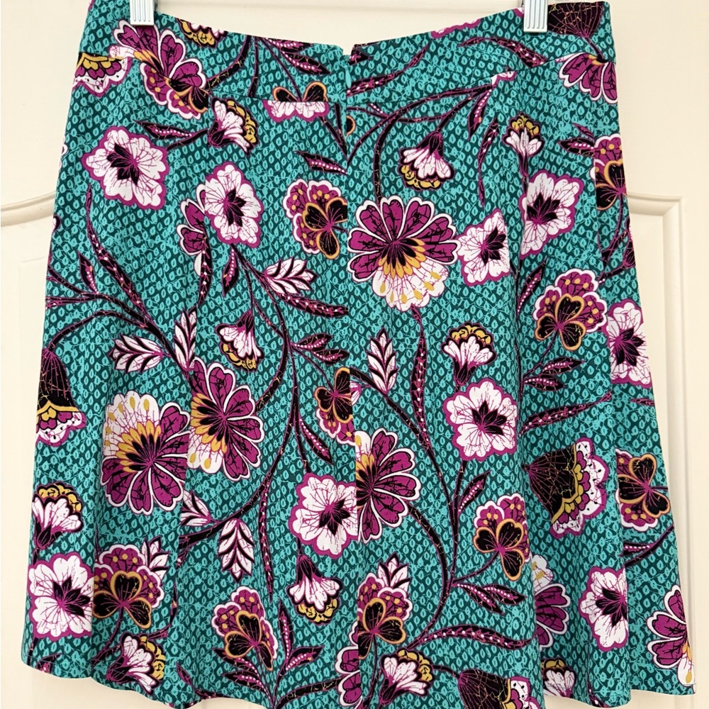 LOFT Floral Patterned Seamed Skirt - Teal and Purple - Size 6- 🔥NWT - Picture 3 of 5